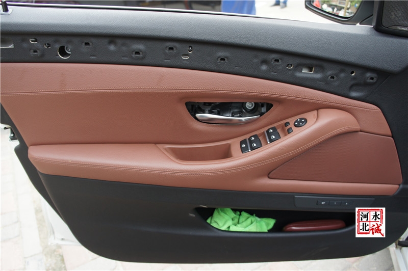 【永誠汽車】石家莊寶馬525Li改裝副廠雙色氛圍燈，橙黃，冰藍可調(diào)