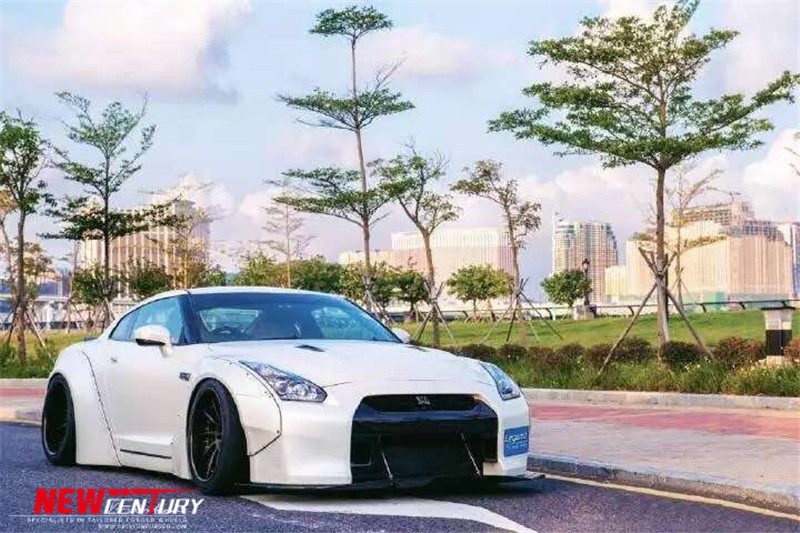 日產(chǎn)GTR改裝LB寬體大包圍 改裝前杠后唇寬體LB套件輪眉