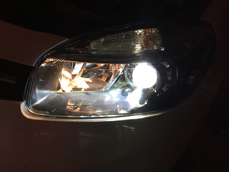 上海雷諾科雷傲車燈升級(jí) 海拉5透鏡 歐司朗氙氣燈安定器 專業(yè)提升車燈亮度