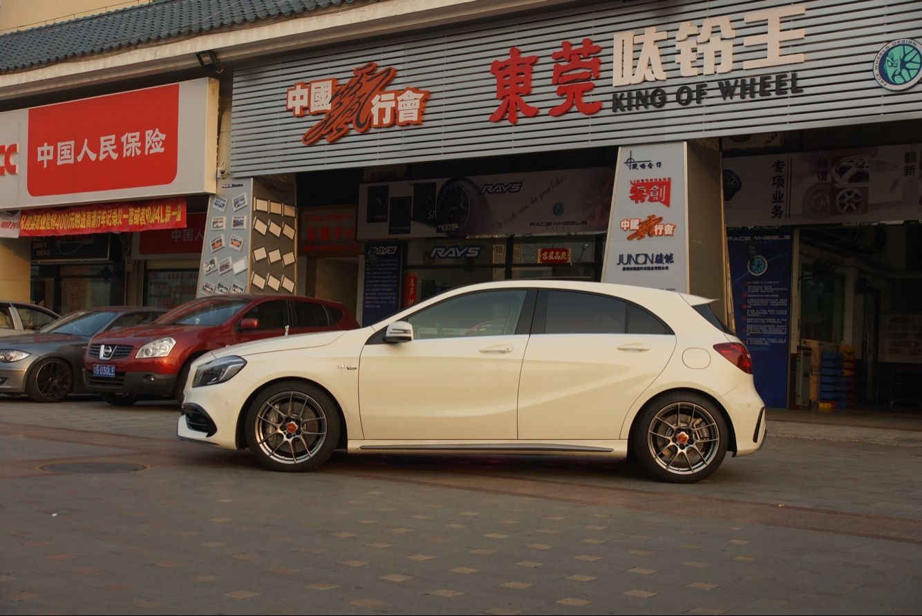 全新2016 BENZ A45 AMG升級(jí)BBS RF鍛造輪圈