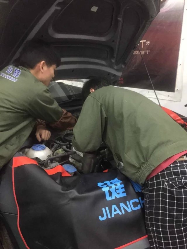 新寶來提升動力節(jié)油改裝加裝鍵程離心式電動渦輪增壓器LX3971案例