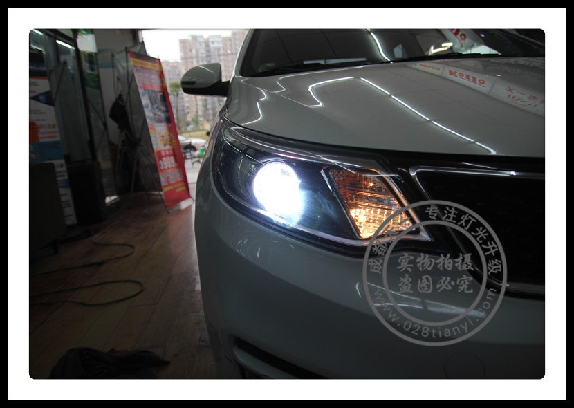 成都起亞K2車燈改裝升級(jí)氙氣燈天使眼日行燈