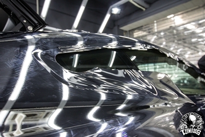 ASTON MARTINN阿斯頓馬丁 到店改色貼膜 STM電鍍銀