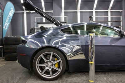 ASTON MARTINN阿斯頓馬丁 到店改色貼膜 STM電鍍銀