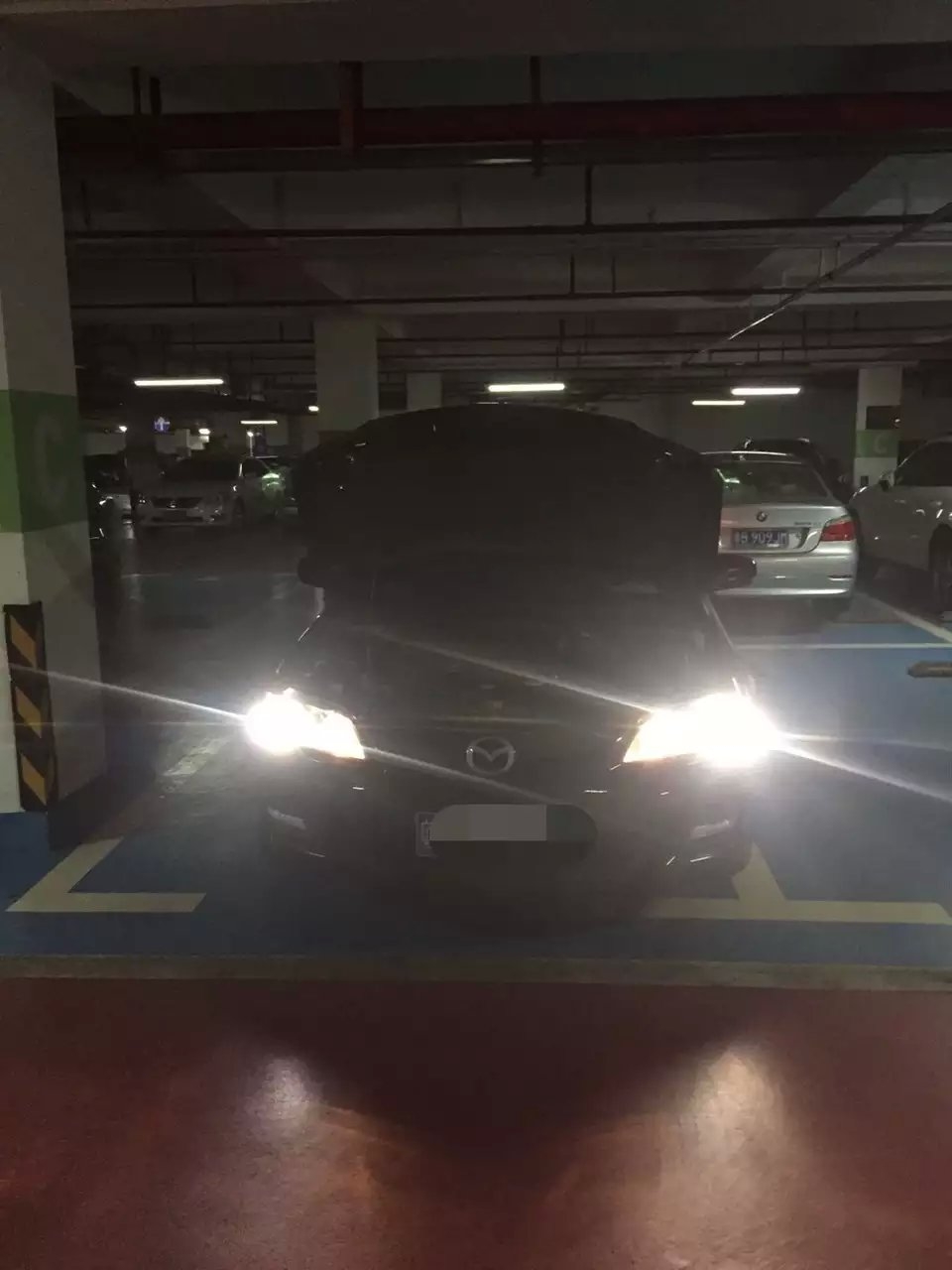 馬自達(dá)6車燈升級(jí)Q5雙光透鏡     深圳光速車改改燈