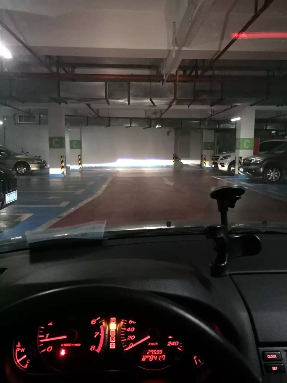 馬自達(dá)6車燈升級(jí)Q5雙光透鏡     深圳光速車改改燈