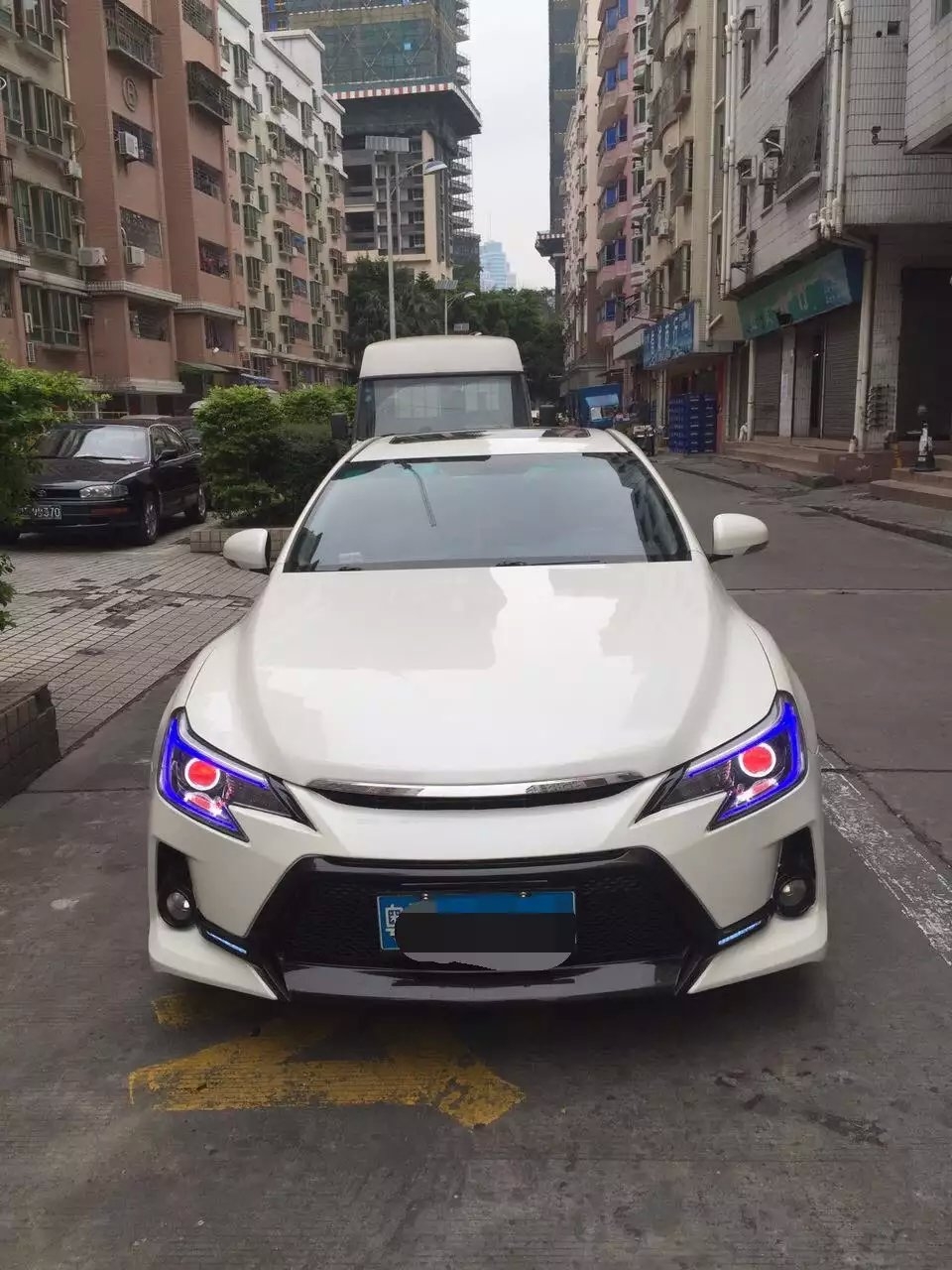 ?？怂?、銳志燈光同步升級改裝     深圳光速車改改燈