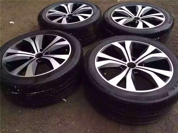 大眾 途銳 20寸 V8 進(jìn)口拆車一套