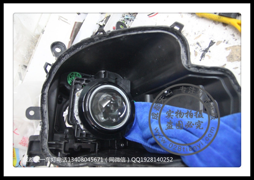 成都JEEP自由光改裝氙氣燈海拉透鏡