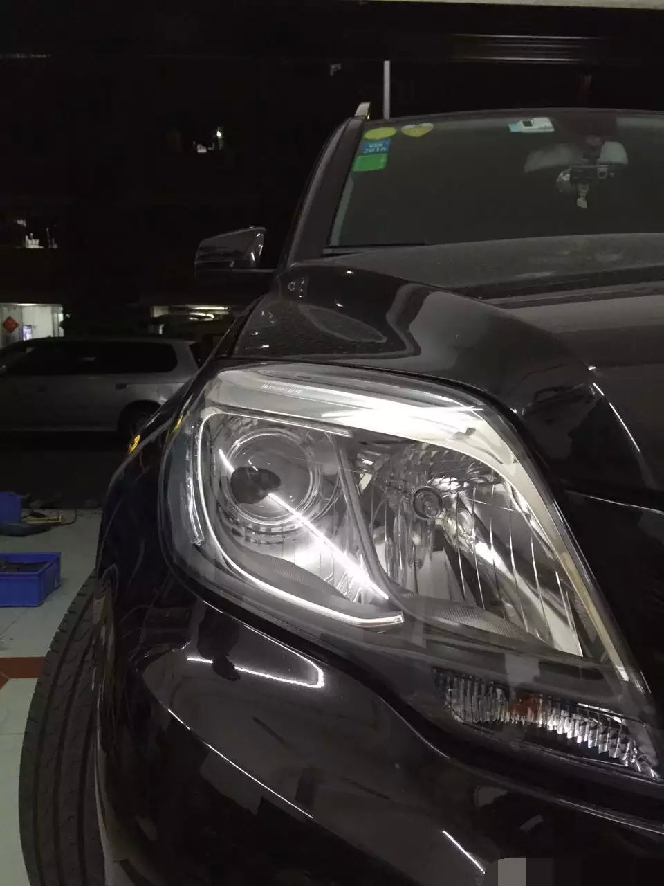 奔馳glk燈光升級(jí)德國(guó)海拉5雙光透鏡   深圳光速車改改燈