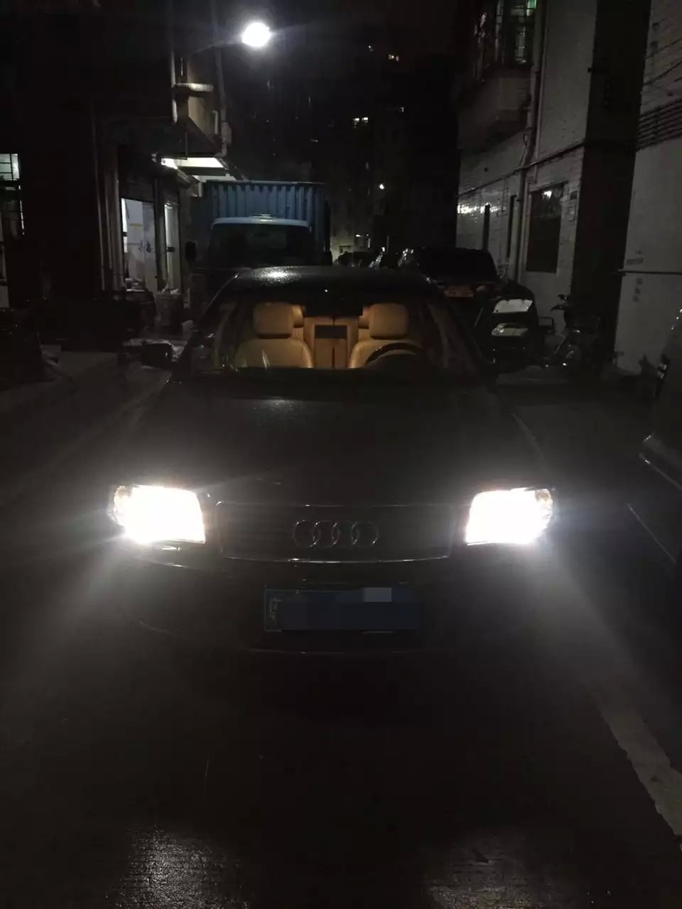 奧迪a6燈光升級德國海拉5雙光透鏡   深圳光速車改改燈