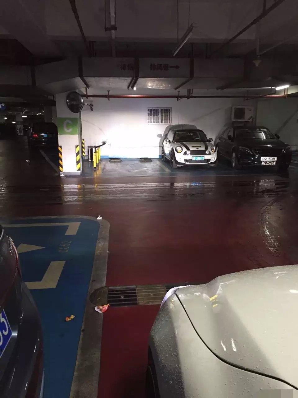 銳志，奔馳c，銳志大燈同步升級(jí)改裝    深圳光速車改改燈