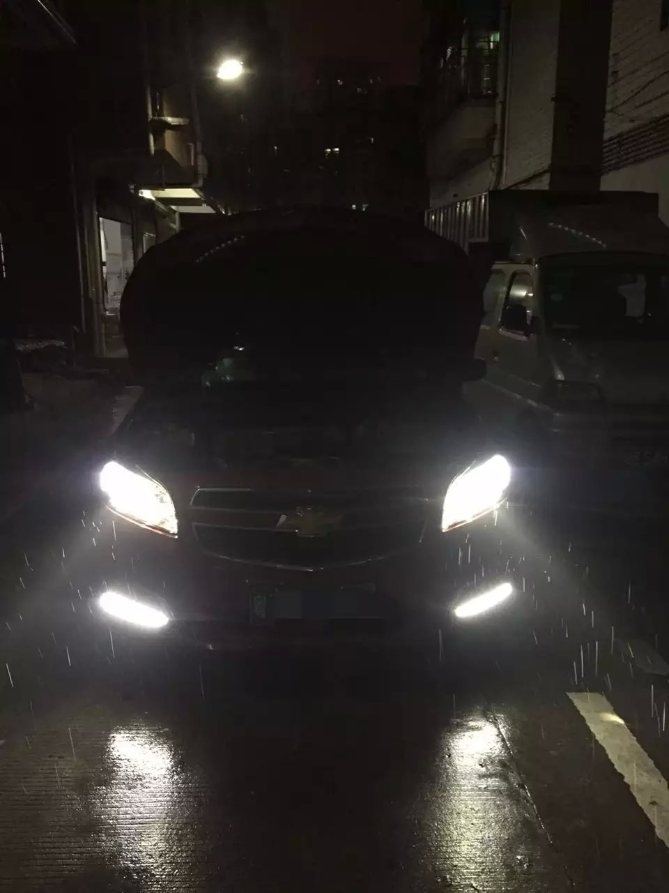 邁銳寶大燈改裝Q5雙光透鏡   深圳光速車改改燈