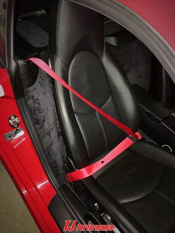 Porsche Cayman 987.2 更換BERGER 安全帶