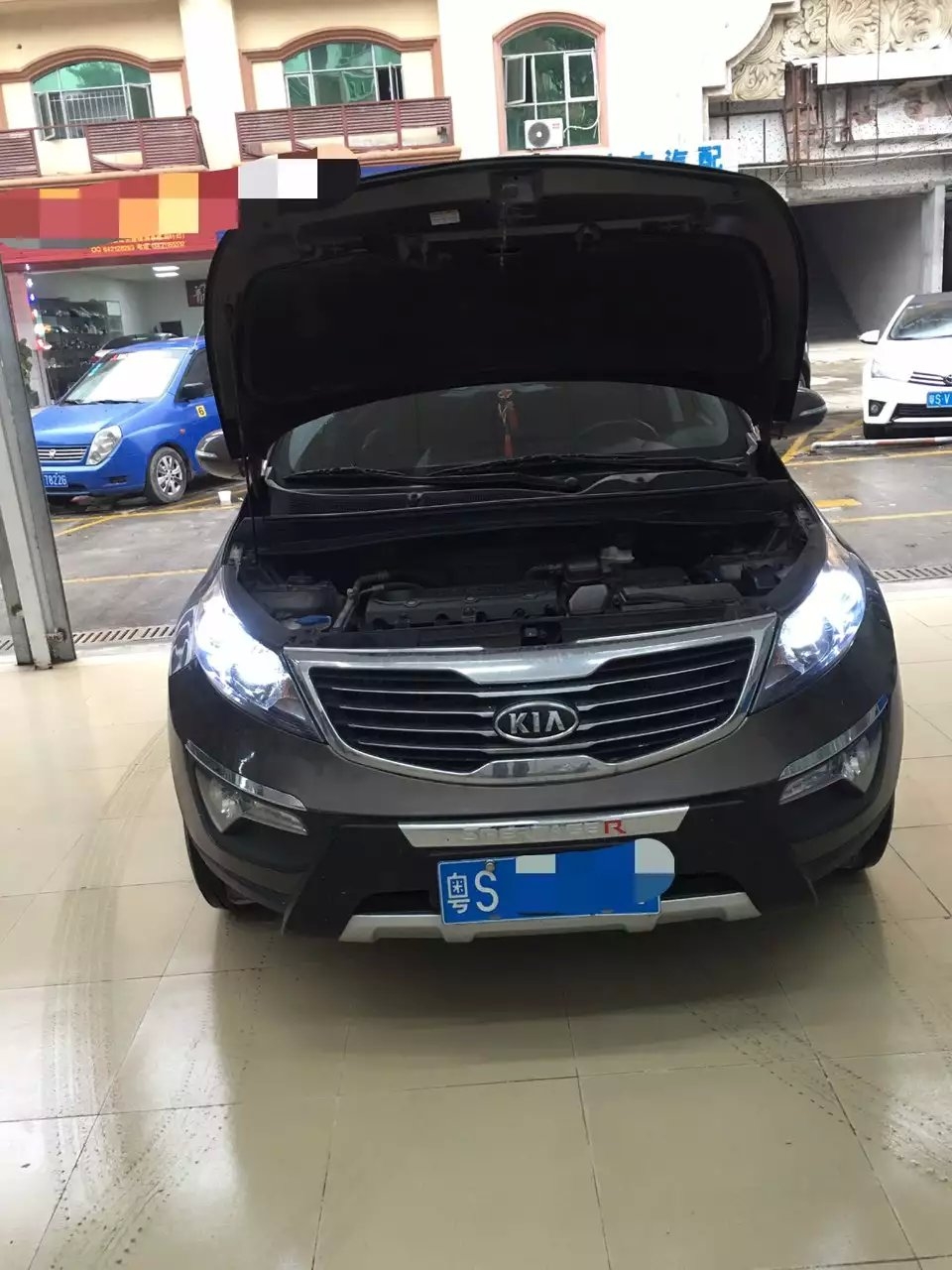 起亞智跑燈光升級博世雙光透鏡    深圳光速車改改燈