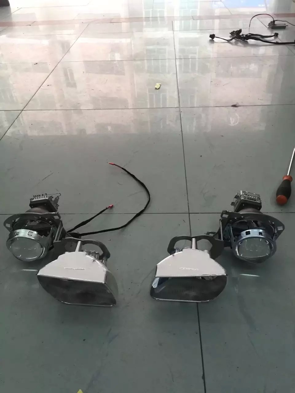 k5車燈升級Q5雙光透鏡     深圳光速車改改燈