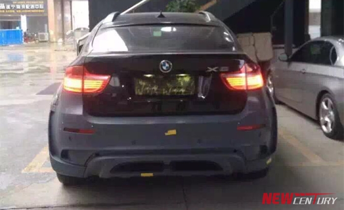 BMW寶馬X6改裝哈曼方嘴中出大包圍E71改裝前杠碳纖維機(jī)蓋