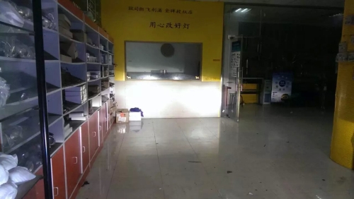 昆山昂克塞拉改燈 改排氣