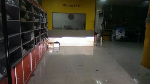 昆山昂克塞拉改燈 改排氣