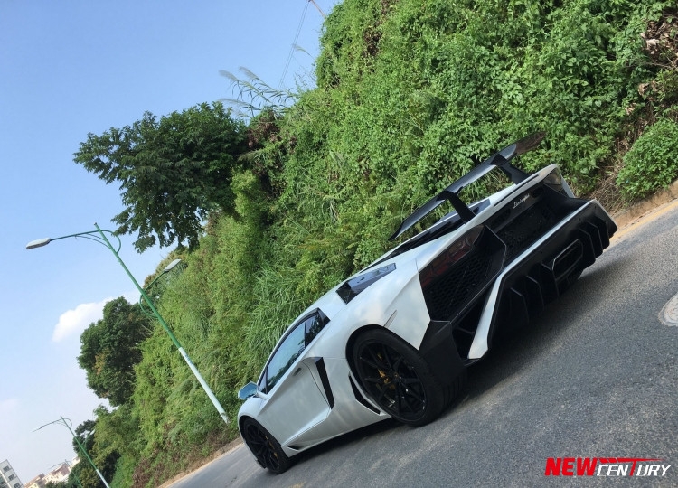 蘭博基尼大牛LP700改裝LP750-4大包圍套件 改裝高配大包圍前杠后杠尾翼