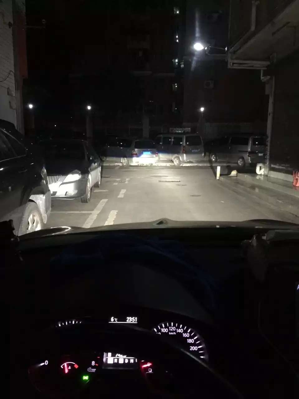 日產(chǎn)逍客車(chē)燈升級(jí)Q5透鏡