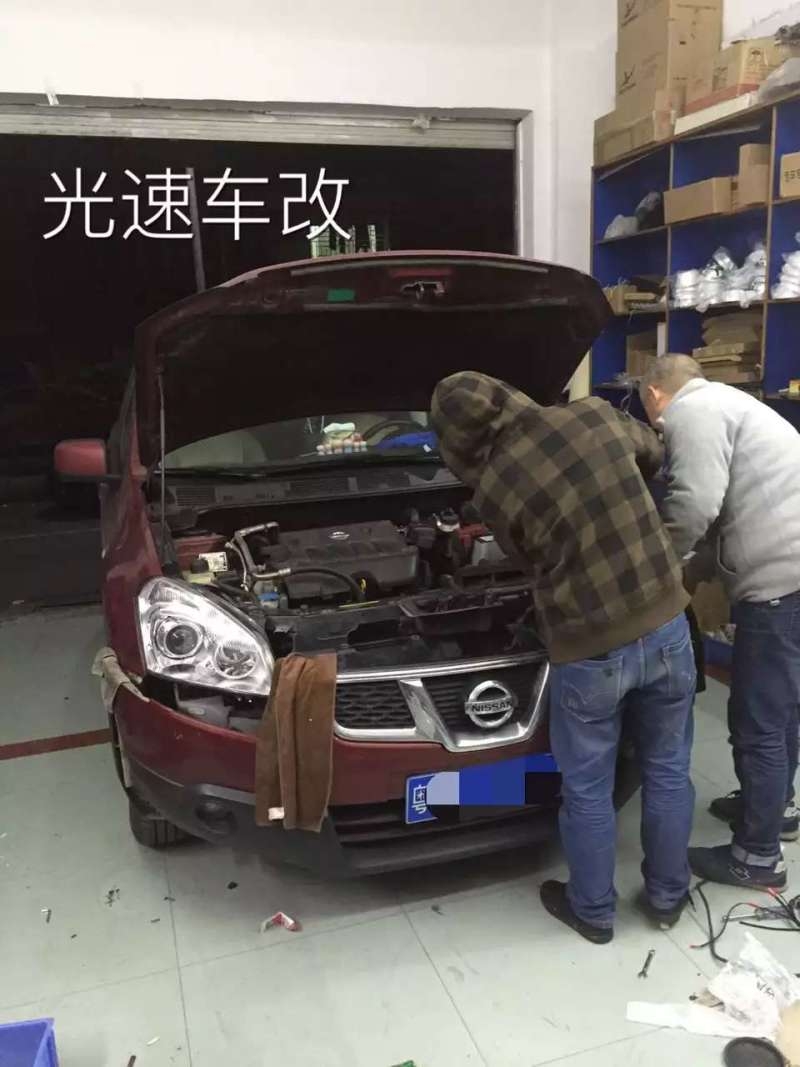日產(chǎn)逍客車(chē)燈升級(jí)Q5透鏡