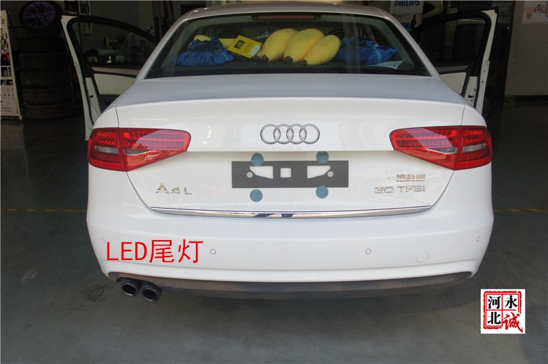 奧迪A4L原廠高配大燈總成