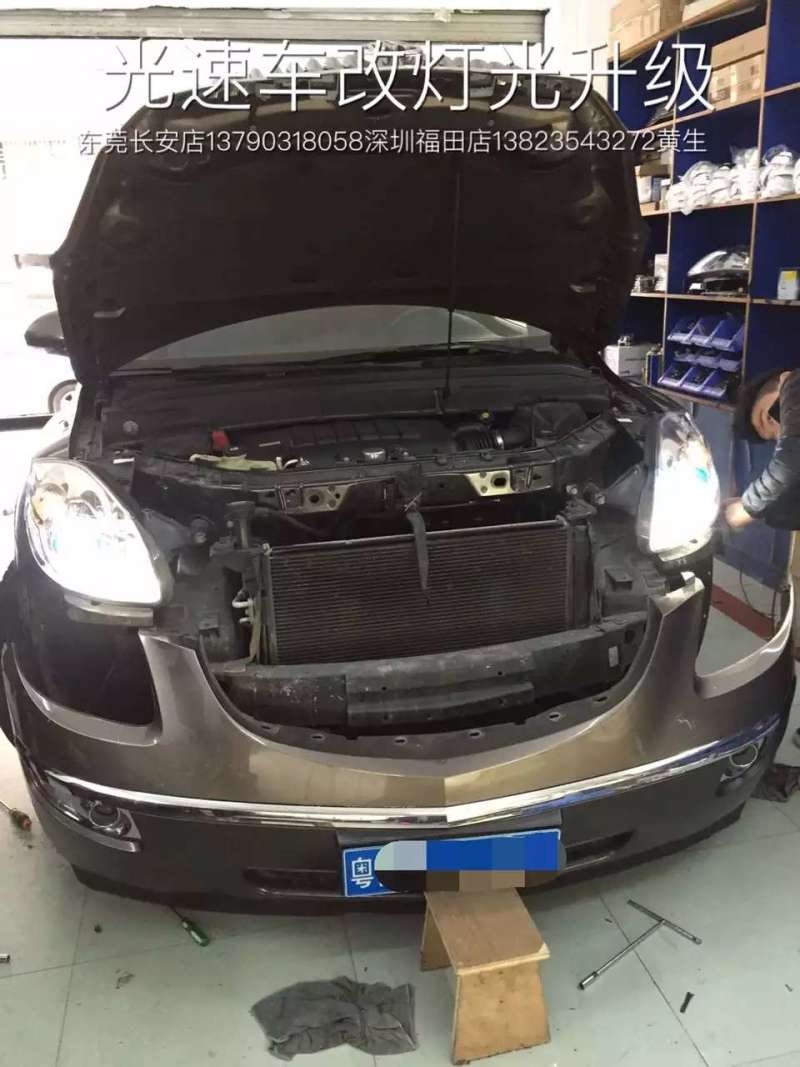 昂科雷車燈升級德國海拉5雙光透鏡   深圳光速車改改燈