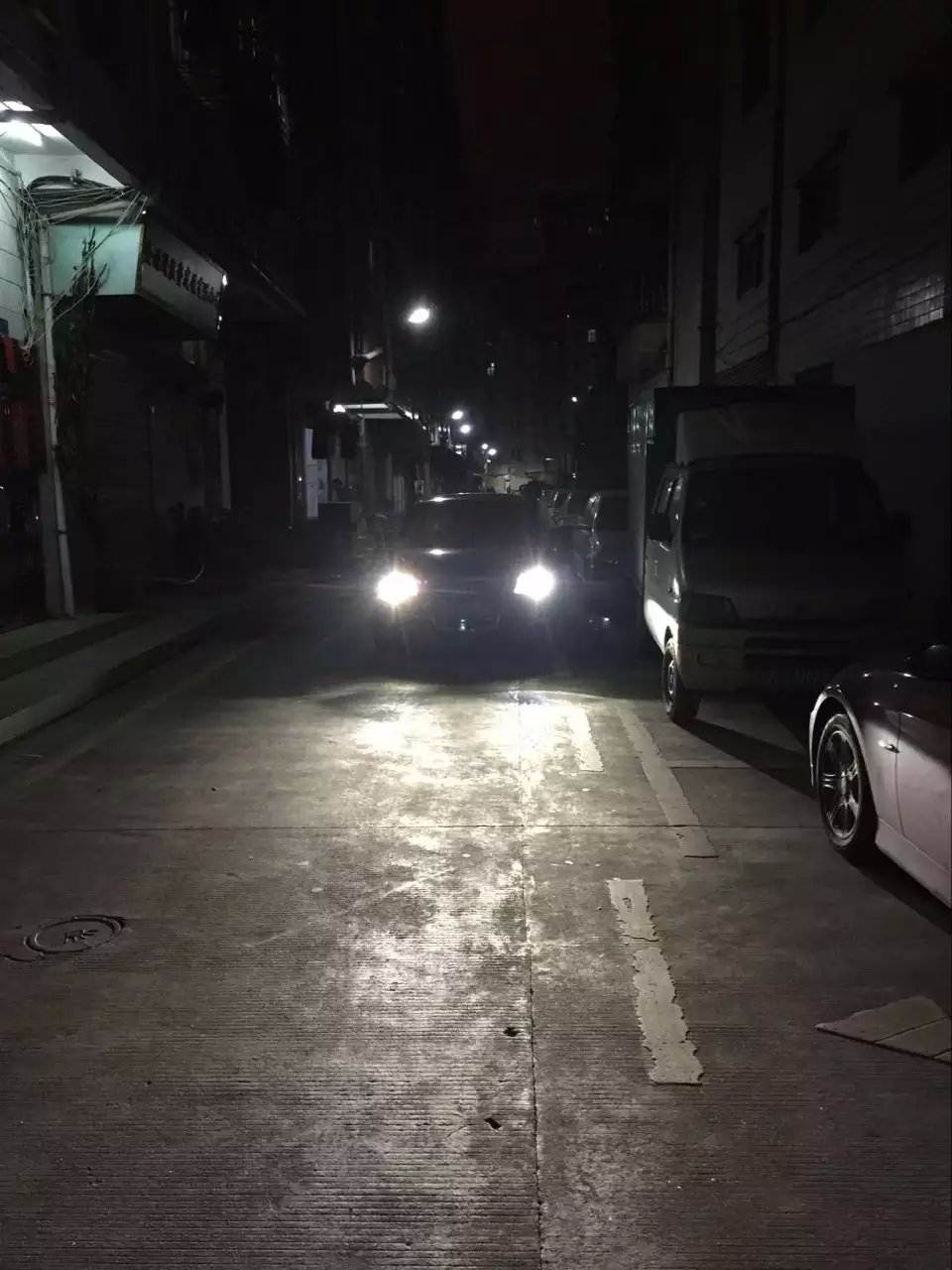 奧迪a6燈光升級Q5雙光透鏡    深圳光速車改改燈
