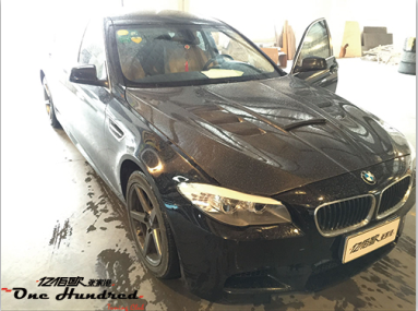 BMW 530Li改M5包围 碳纤维机盖