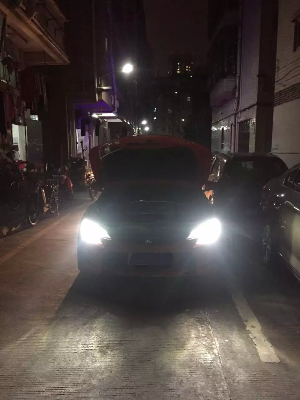 新銳志車燈升級(jí)德國海拉5雙光透鏡    深圳光速車改改燈