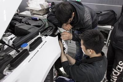 Land Rover 路虎 攬勝SVR 改裝升級包圍 前杠安裝