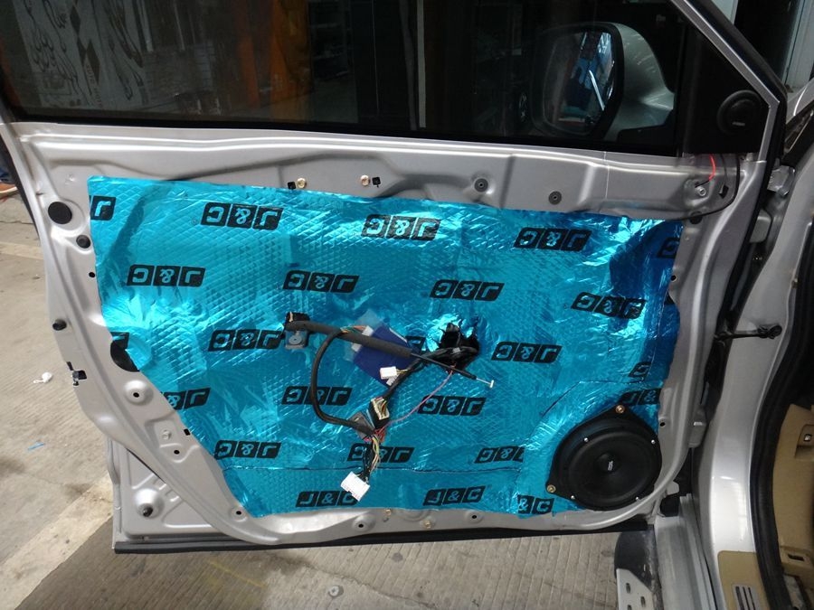 武漢汽車音響改裝~哈佛H6汽車音響無損升級改裝、隔音&導航