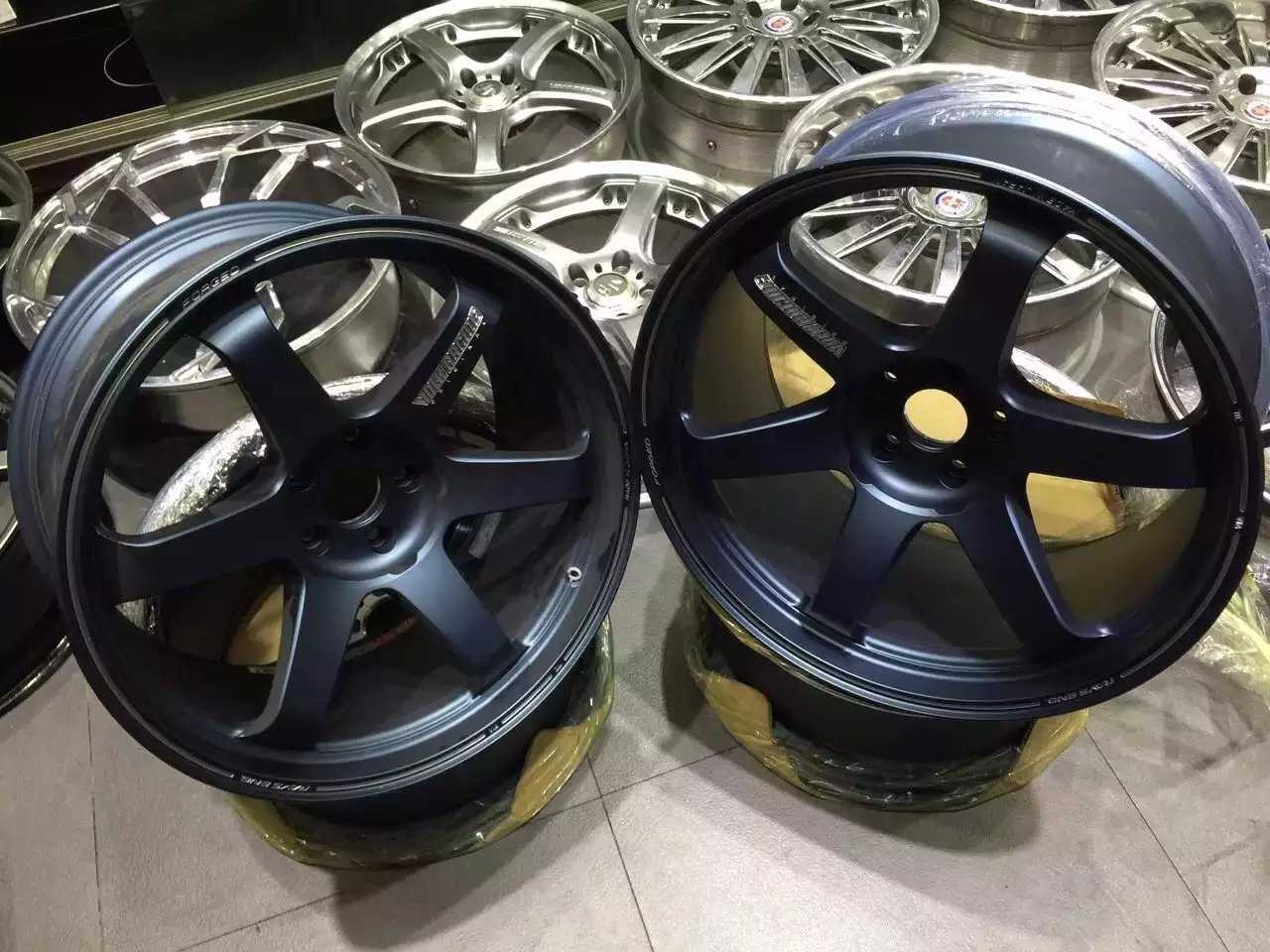GTR 裝 RAYS TE37  ，戰(zhàn)斗力提升