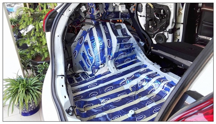 昆明專馬自達(dá)CX-5隔音降噪,大品牌汽車隔音請選大能隔音！