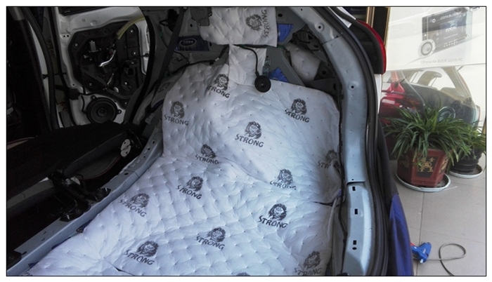 昆明專馬自達(dá)CX-5隔音降噪,大品牌汽車隔音請選大能隔音！
