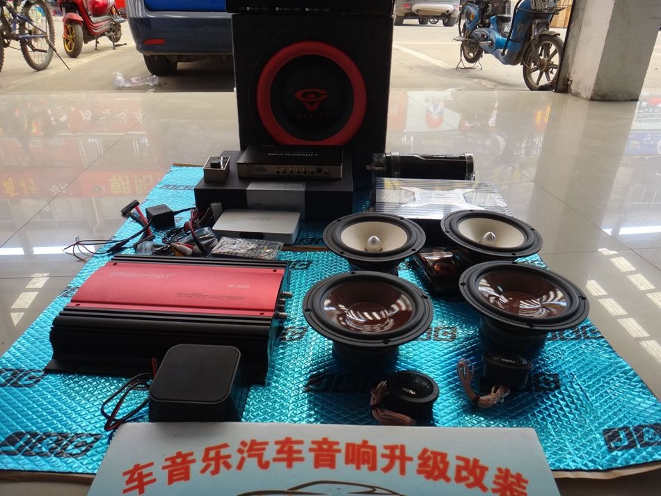 武漢福特翼虎汽車音響改裝全套藍(lán)典DTS5.1環(huán)繞音效