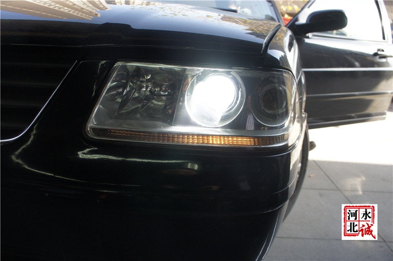 【永誠汽車】石家莊桑塔納3000改燈，Q5雙光透鏡+歐司朗4300K氙氣燈