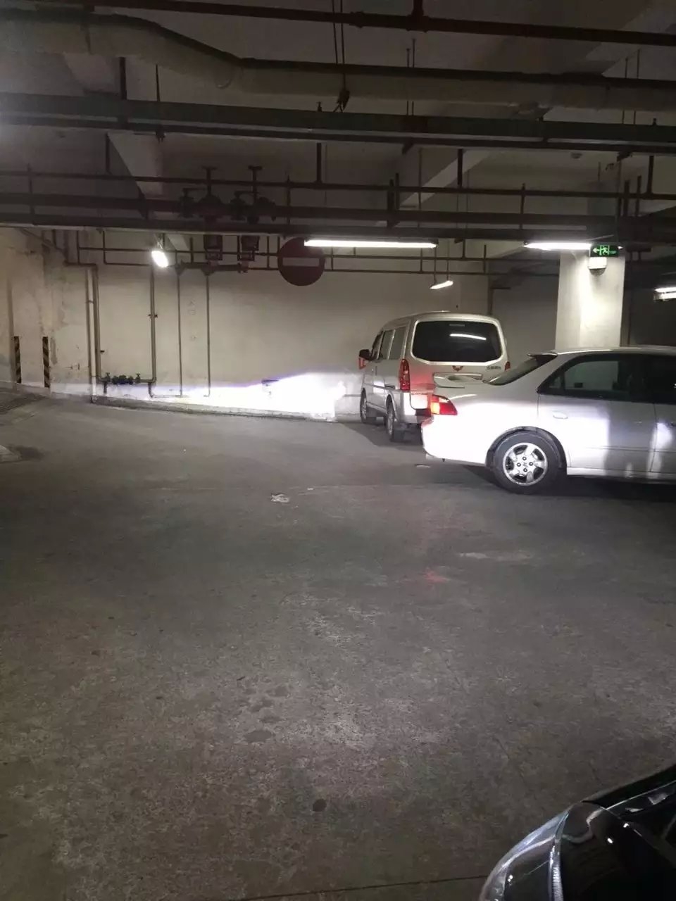 漢蘭達(dá)改裝探路澤專用led淚眼、透鏡氙氣總成  深圳光速車改