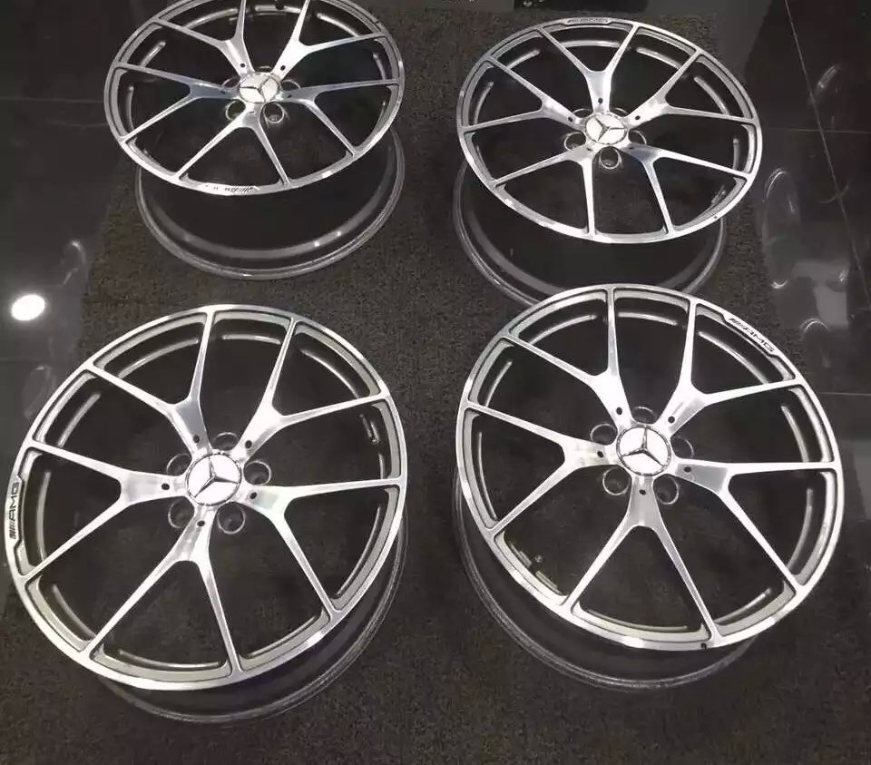 奔馳  C63  507 限量版 AMG 原裝鍛造 19寸