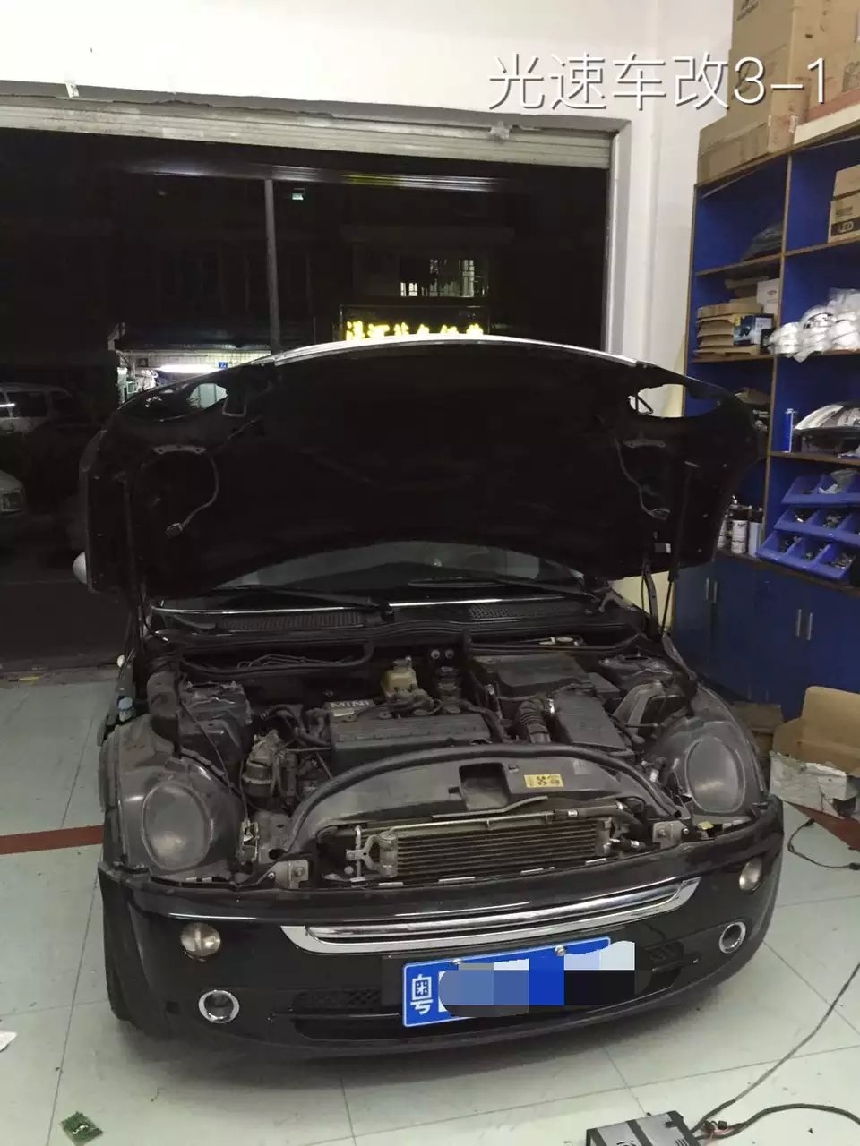寶馬mini車升級(jí)Q5雙光透鏡    深圳光速車改改燈
