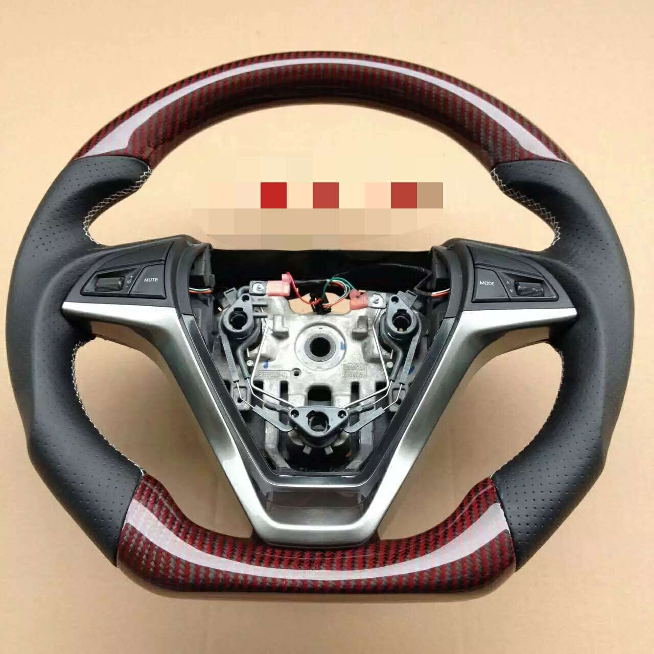 汽車方向盤改裝，是不是很騷包？