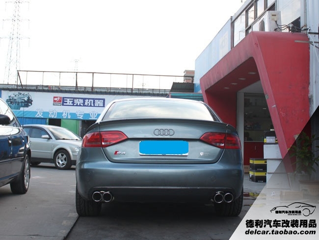 奧迪A4L改裝B12避震 S4中網(wǎng) ASPEC排氣 TTS輪圈 ECU升級(jí)