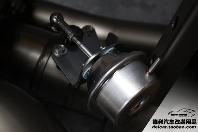 新款奧迪R8 V10改裝天蝎排氣