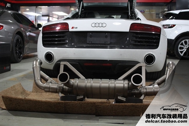 新款奧迪R8 V10改裝天蝎排氣
