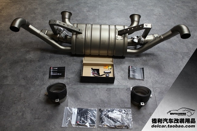 新款奧迪R8 V10改裝天蝎排氣