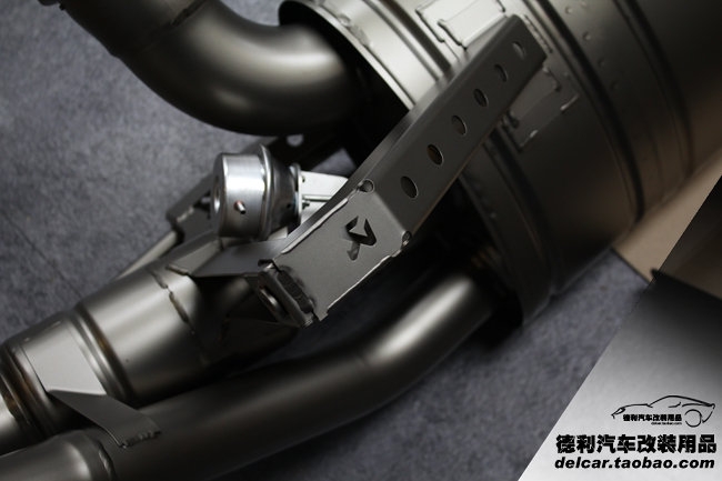 新款奧迪R8 V10改裝天蝎排氣