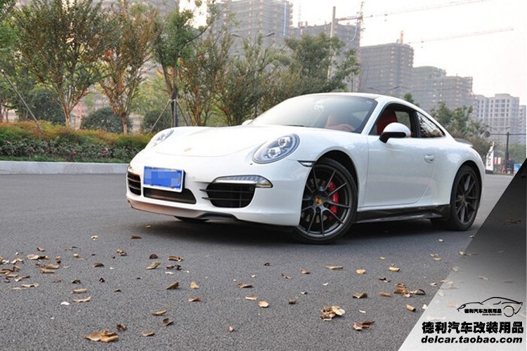 保時(shí)捷911（991）原廠運(yùn)動(dòng)排氣上身