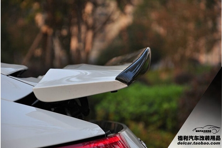 保時(shí)捷911（991）原廠運(yùn)動(dòng)排氣上身