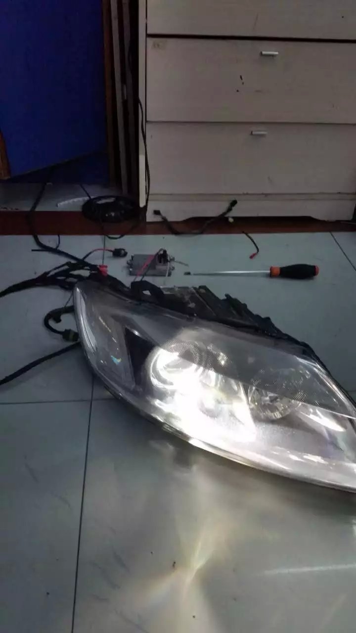 【每日改裝案例】奧迪q7車燈升級(jí)Q5雙光透鏡 深圳光速車改改燈